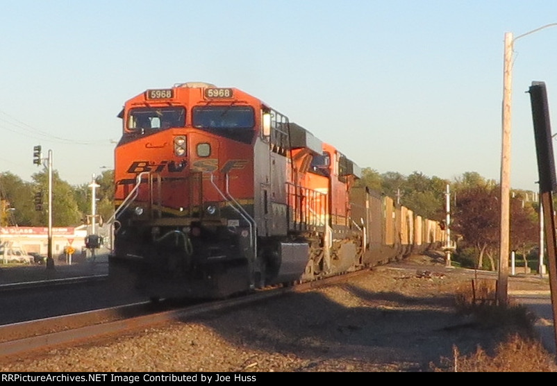 BNSF 5968 DPU